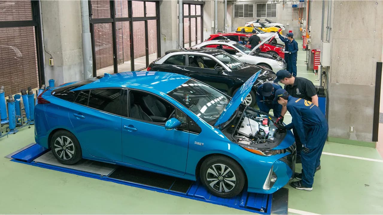 トヨタS&D西東京株式会社 自動車整備科 企業奨学金の画像 3枚目
